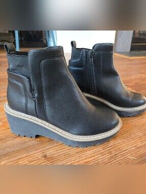 DV by Dolce Vita Black Chelsea Booties with Side Zip, Girls, Lug Sole, Fury Girl